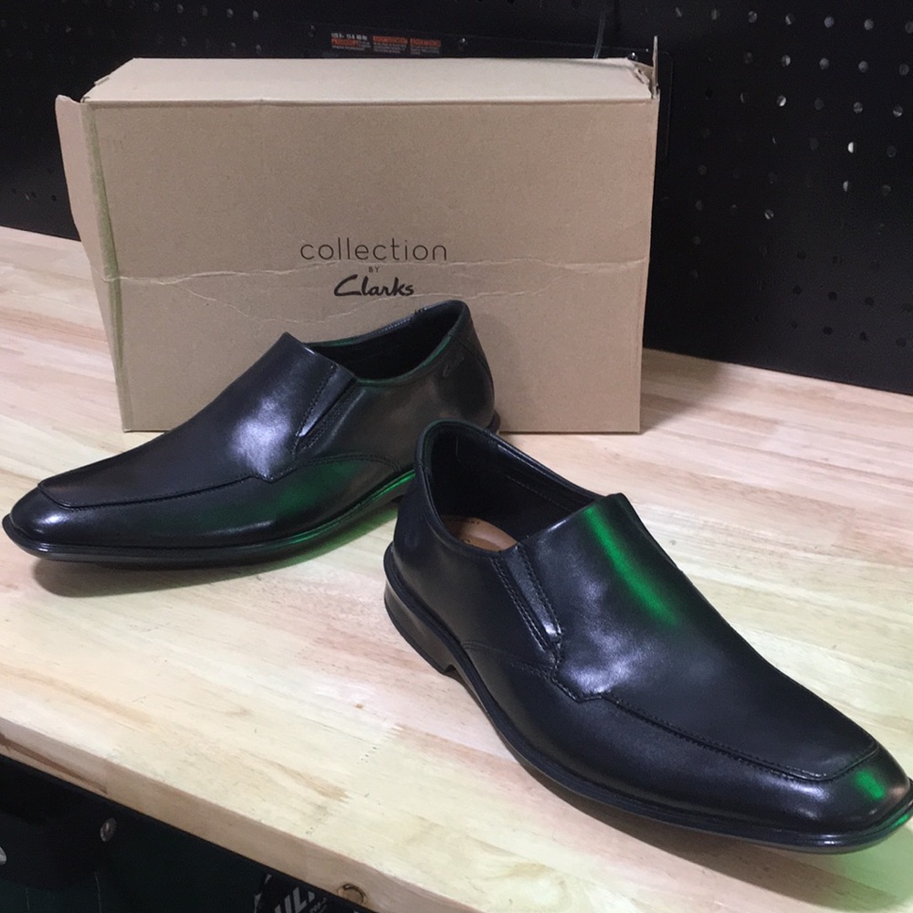 New WB Clarks Men's Black Leather Slip-On Dress Shoes